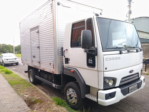 Ford Cargo 1119 Baú