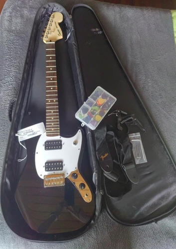Guitarra Eléctrica Squier Bullet Mustang Hhblack +amplificad