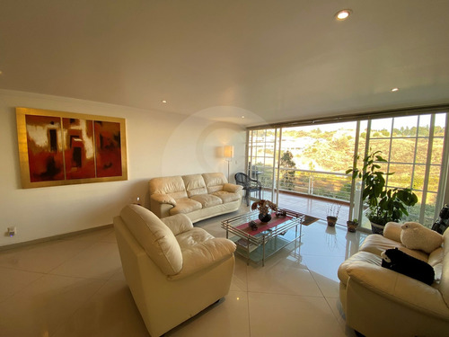 Departamento En Venta En Lomas Del Río