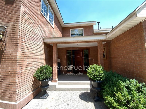 Casa En Venta De 5 Dorm. En Lo Barnechea