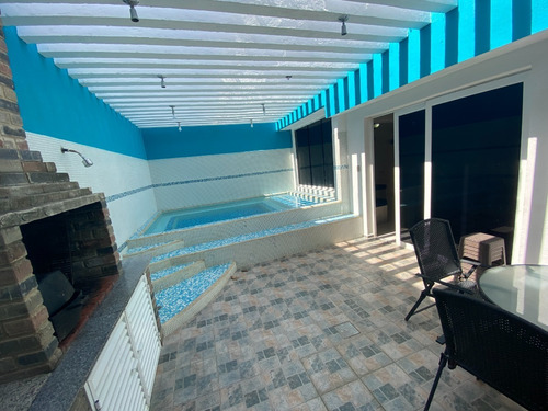 Imagen 7 de 8 de Alquileres Tucacas Morrocoy De Casas Y Apartamentos