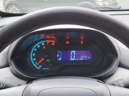 Imagen 14 de 25 de Chevrolet Onix 1.4 Lt Mt 2016 Gris Usado Nt