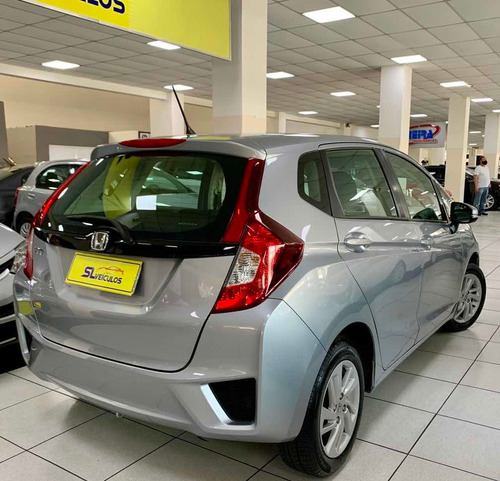 Honda Fit 2017 1.5 Lx Flex Automático Econômico Seminovo