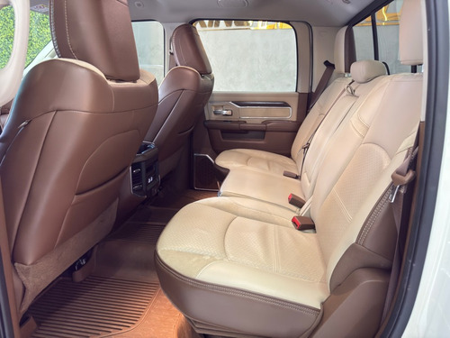 RAM 2500 Laramie 6.7 4X4