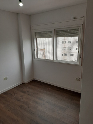 Imagen 3 de 12 de Departamento En Venta En Lanús Oeste