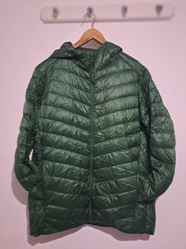Campera Uniqlo Hombre (Usado)