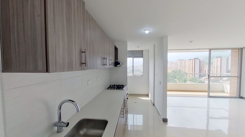 Vendo Apartamento Con Vista A Toda La Ciudad En Itagui ! 