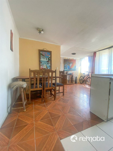 Departamento En Venta De 2 Dorm. En Independencia