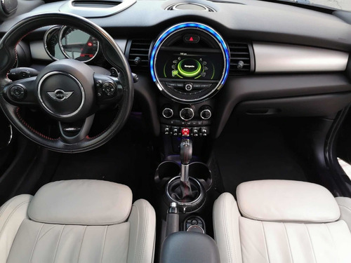 Imagen 4 de 12 de Mini Cooper S 2.0 Hot Chili 5 Puertas At 2016