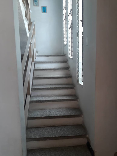 Imagen 9 de 11 de Económica Casa En Cagua 04243011553