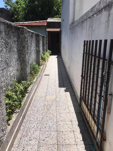 Imagen 1 de 30 de Casa Con 2 Locales Abajo En Lugano