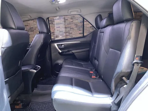 Toyota Fortuner 2.7L Srv