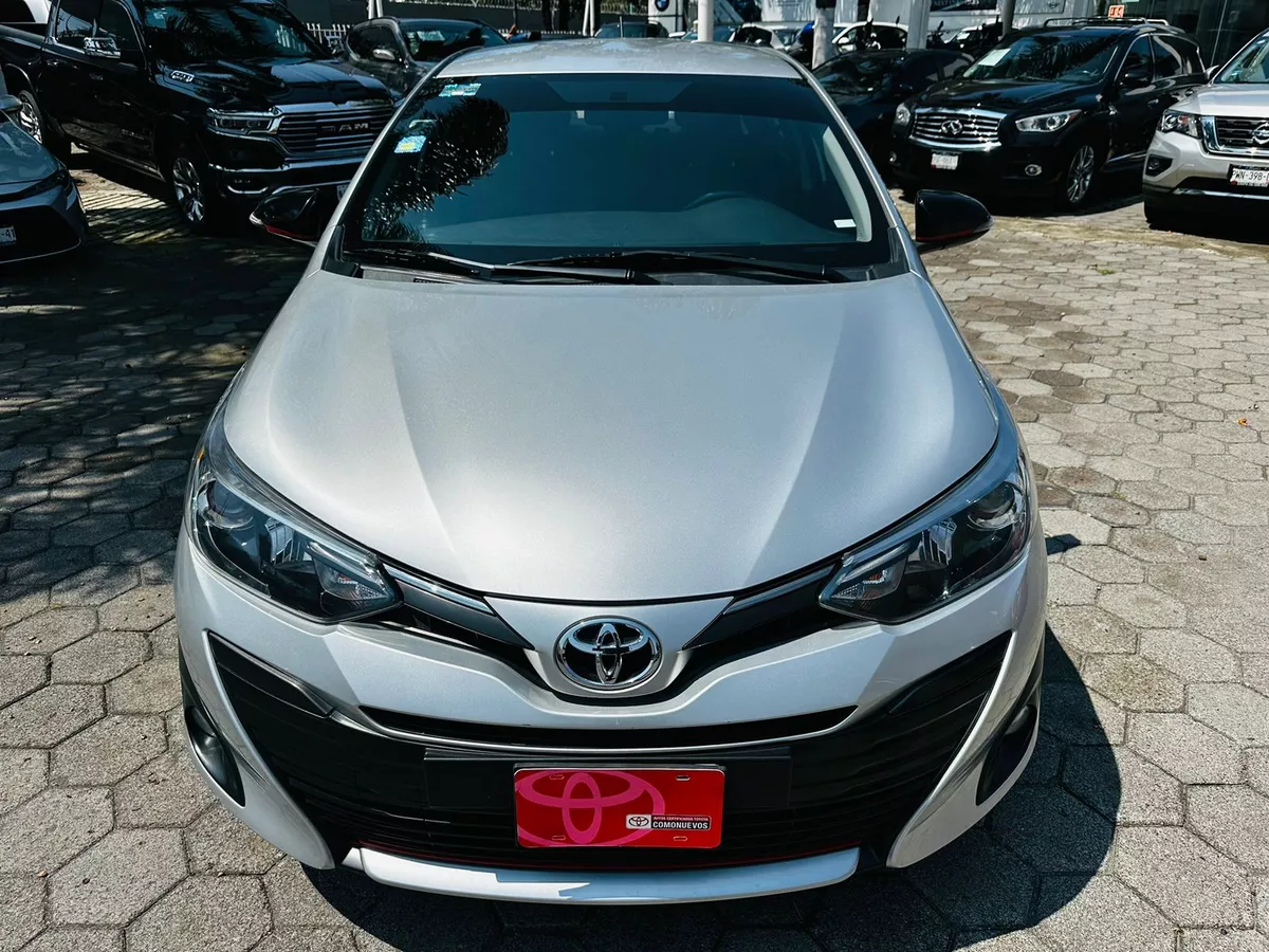 Toyota Yaris 1.5 Core Sedan Mt