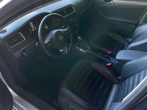 Imagen 13 de 14 de Volkswagen Vento 2014 2.0 Sportline Tsi 200cv Bi-xenon Dsg