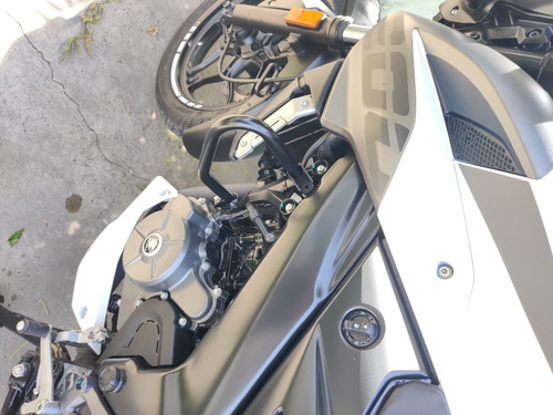 Imagen 11 de 14 de Bajaj Rouser Ns200 2022