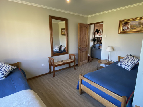 Segura E Impecable Casa En Parcelación Camino Loreto
