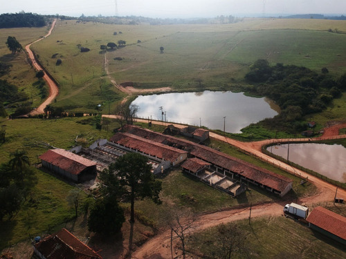 Sítio Espetacular À Venda Com Múltiplas Construções Em Itu - Excelente Oportunidade De Investimento.
