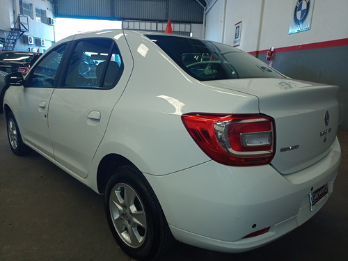 Renault Logan 1.6 Privilege Plus // Anticipo $510000