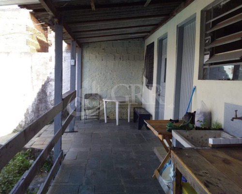 Imagem 1 de 10 de Casa Térrea Com 3 Dormitórios, Sendo 1 Suíte- Vila Tatetuba- São José Dos Campos- Região Leste- Aceita Financiamento - Ca01133 - 68742986
