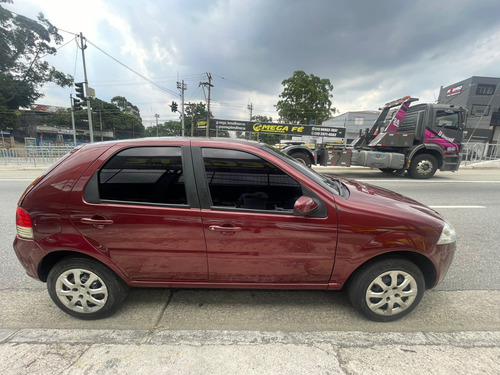 Fiat Palio Palio Essence 1.6 16V (Flex)
