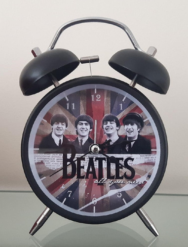 Imagen 1 de 2 de Reloj Despertador Estilo Vintage The Beatles - D Mesa Alarma