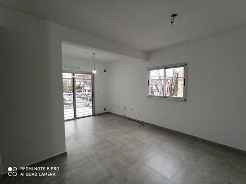 Imagen 8 de 12 de Monoambiente En Venta En Lomas De Zamora
