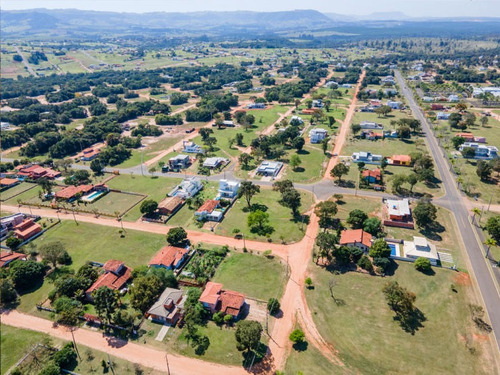 Terreno - Condomínio Luxuoso Ninho Verde I I Eco Residence-dois Clubes Com Piscinas,segurança 24 Hrs,playground,trilhas Ecológicas,ônibus Local.fotos Reais Do Terreno-quitado/iptu E Condomínio Em Dia