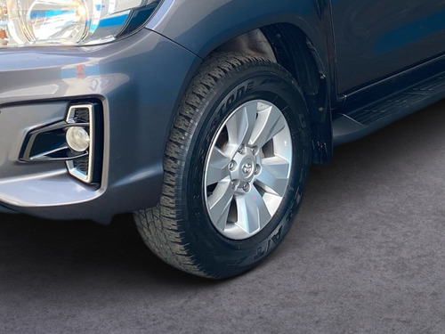 Toyota Picape Cabine Dupla Hilux 2.7 SR CD 4x2 (Flex) (Aut)