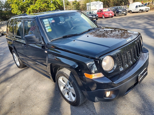 Imagen 8 de 25 de Jeep Patriot 2012 Sport 4x2 Abasto Motors