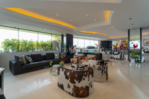 Espectacular Penthouse En Venta Mls 24-25046 Monterrey