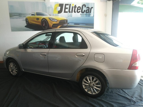 Toyota Etios 1.5 Xls Sedan 16v Flex 4p Manual