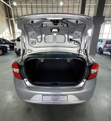 Imagen 12 de 17 de Impecable Ford Ka Sedan 1.5 Se Año 2017 Con Solo 85.000 Km