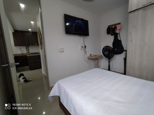 Imagen 7 de 14 de Apartamento En Venta Aqualina Green Girardot Sexto Piso