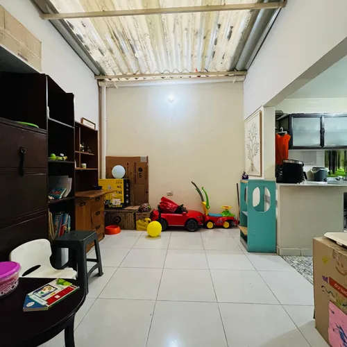 Casa En Venta En Colseguros. Cod V8014664