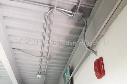 Imagen 6 de 14 de Edificio En Alquiler, Galpon-deposito Y Oficinas Juan Villarroel 0416 6120354