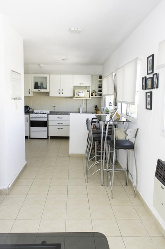Imagen 14 de 30 de Departamento Dúplex De Dos Dormitorios - Rosario