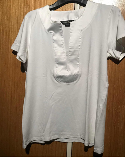 Remera Blanca Escote Aplicación Seda O Rayón Susana Guffanti