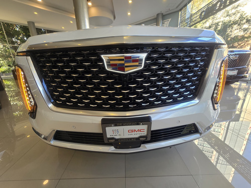 Cadillac Escalade ESV Premium Luxury DEMO