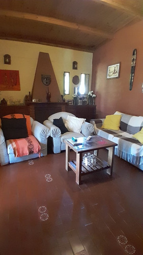 Venta Casa Con Importante Terreno - Zona Corte - Yerba Buena - Italia Alt. 3200