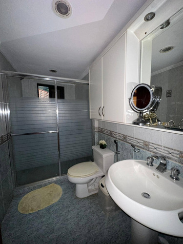 Venta De Exclusivo Apartamento En Resd. Benescola La Trigaleña - Wc