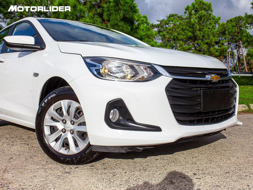 Imagen 16 de 25 de Chevrolet Onix Lt 1.2 Extra Full | Permuta / Financia