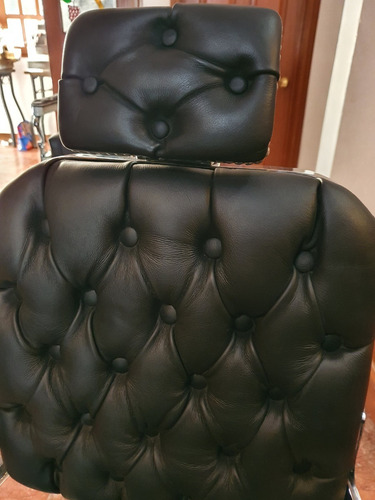 Imagen 6 de 10 de Silla De Barbero Marca Colombia (hidráulica)