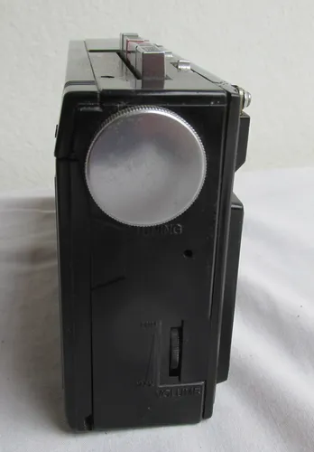 Radio Pasacassette Portatil Marca Broksonic No Funciona (Usado)