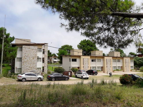 Departamento 3 Amb Amoblado C/ Cochera En Venta En Las Gaviotas