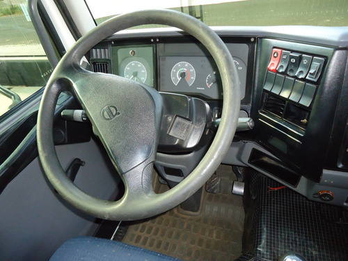 Volvo Vm 260 6x2 2009/09