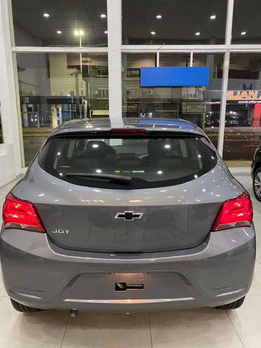 Chevrolet Onix Joy Black