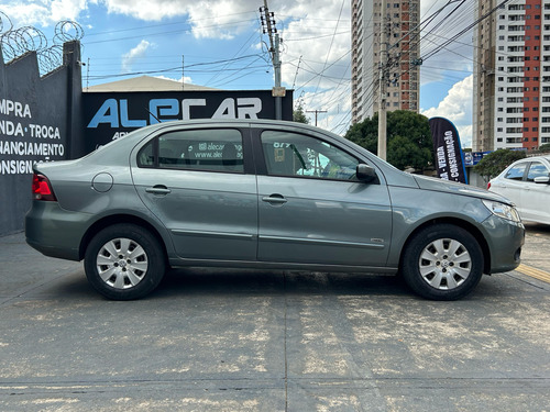 Volkswagen Voyage Volkswagen Voyage 1.0 Total Flex