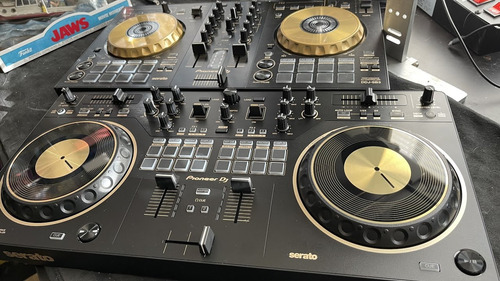 Controlador Para Dj Pioneer Ddj-rev1-n Dorado/2-4 Ch/platos (Usado)