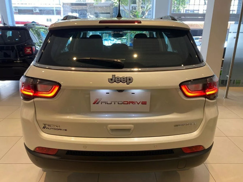 Imagen 21 de 25 de Jeep Compass H