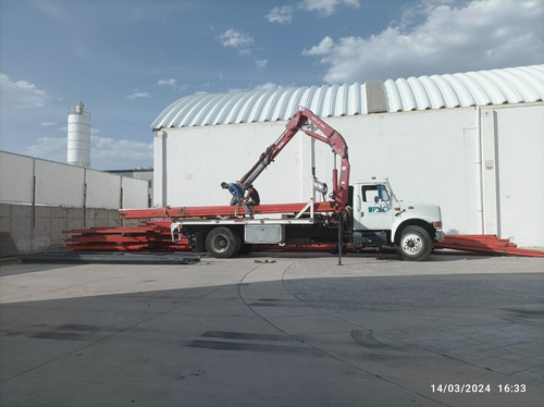 Camion Con Grua Hidraulica Compresor Y Generador Corriente